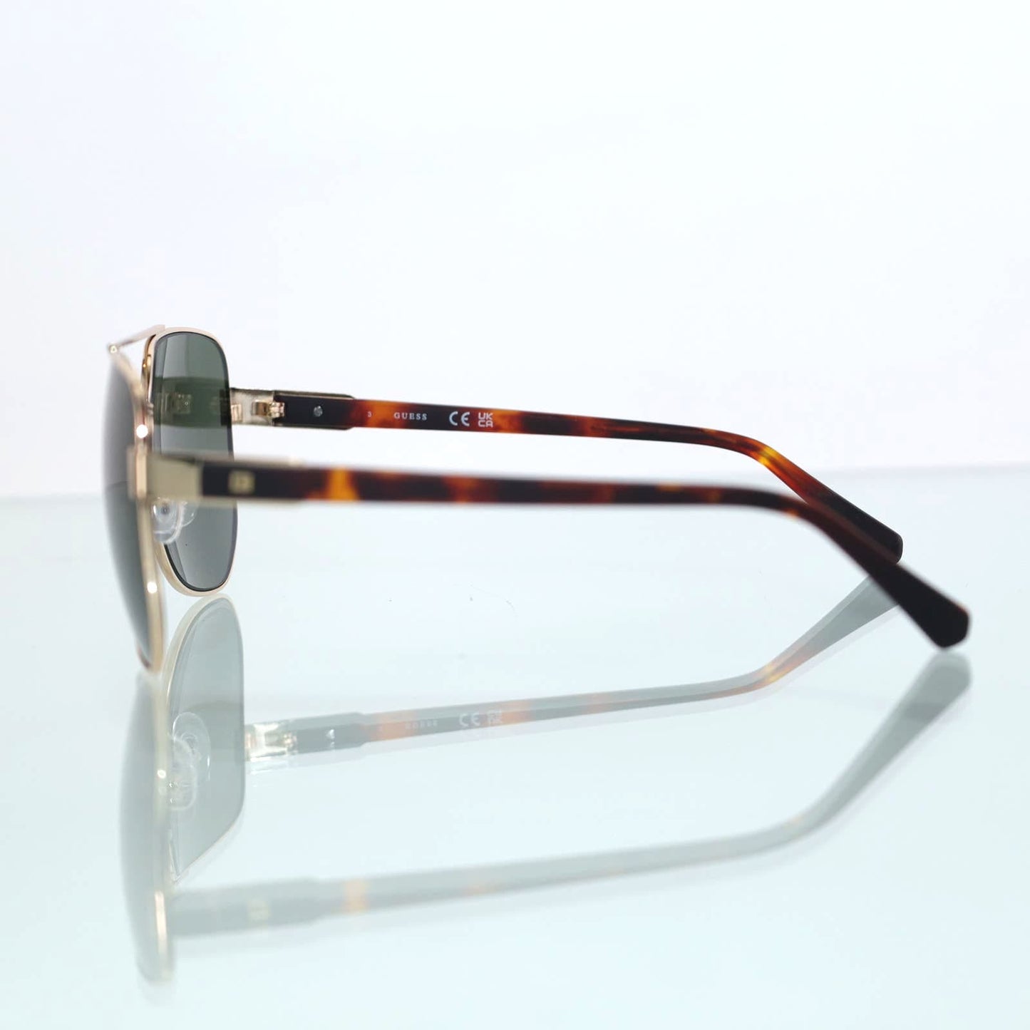 Guess Mens Metal Pilot Sunglasses - Gold/Green