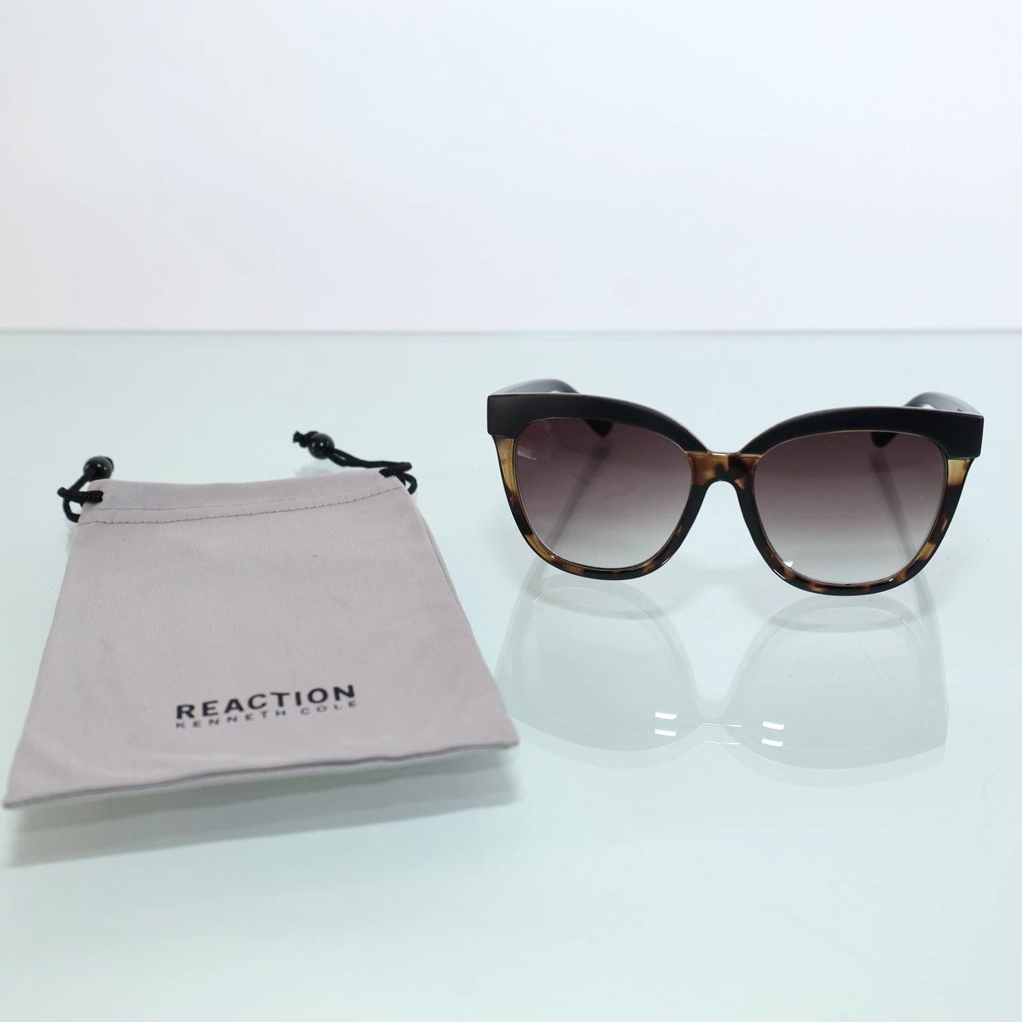 Kenneth Cole Reaction Oversized Round Sunglasses - Dark Havana/Gradient Brown