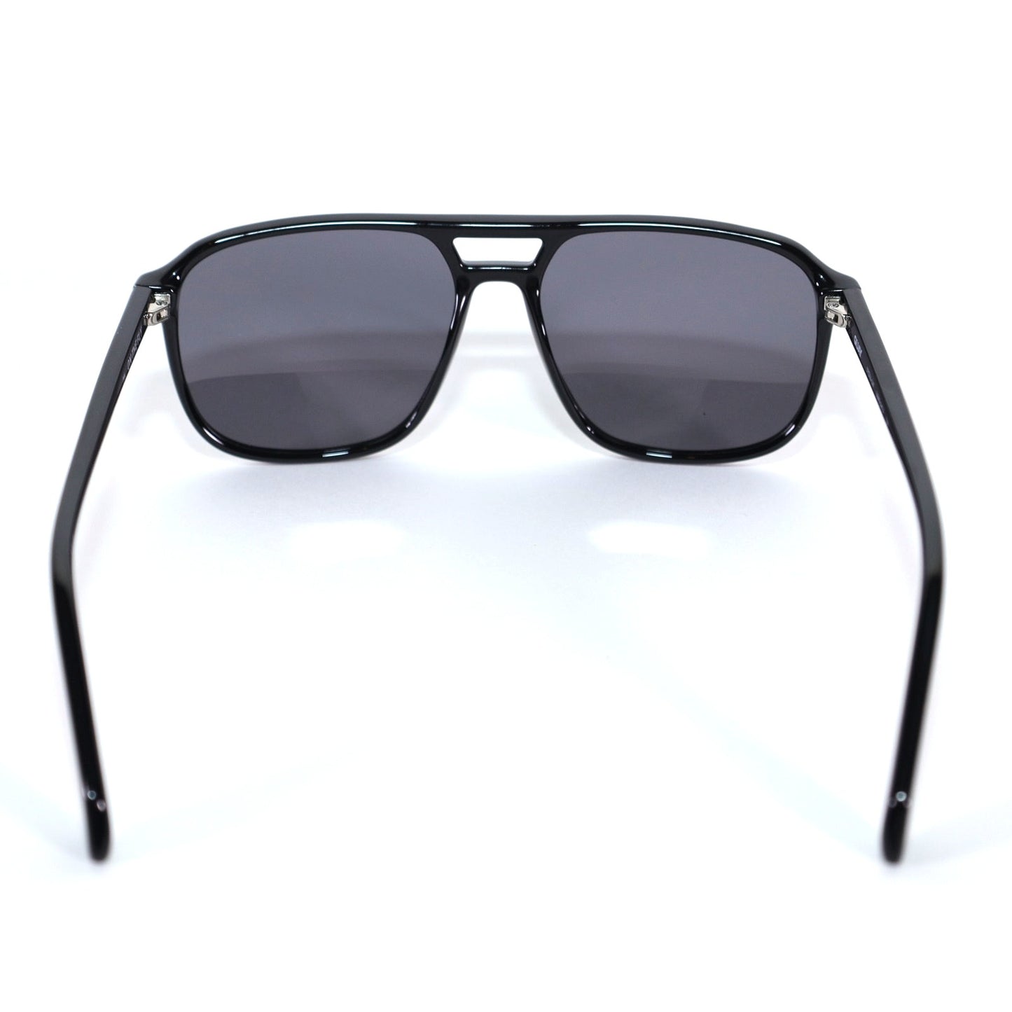 Quay Australia ON THE FLY Polarized Aviator Sunglasses - Black / Smoke
