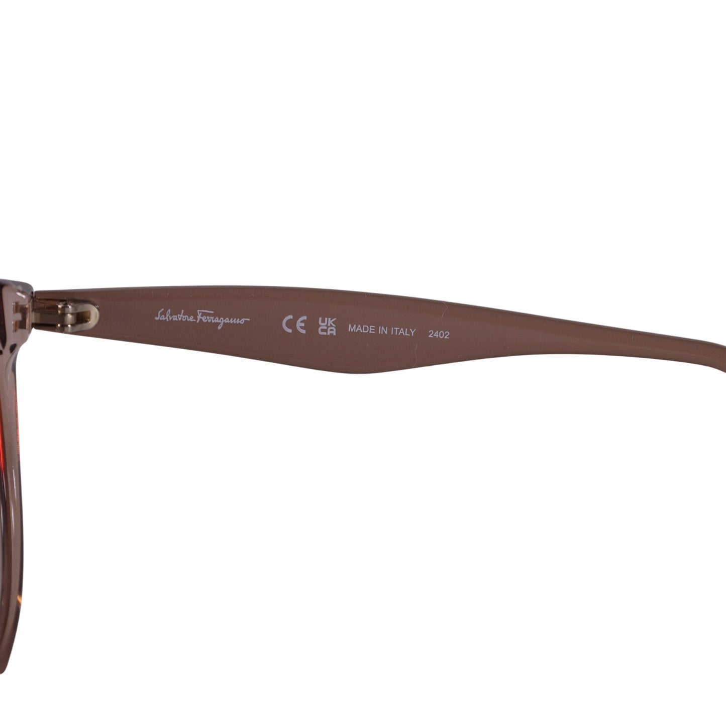 Salvatore Ferragamo Round Cat Eye Sunglasses - Transparent Sand / Sand Gradient