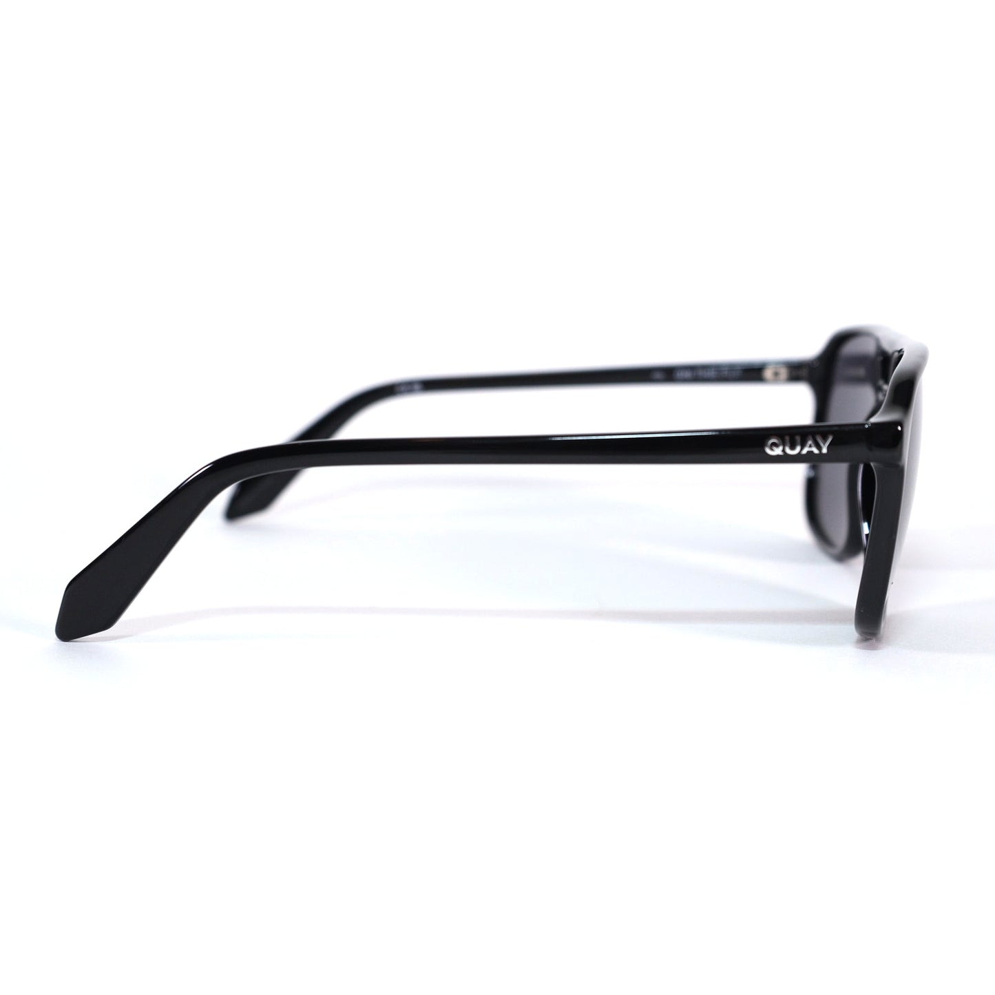 Quay Australia ON THE FLY Polarized Aviator Sunglasses - Black / Smoke