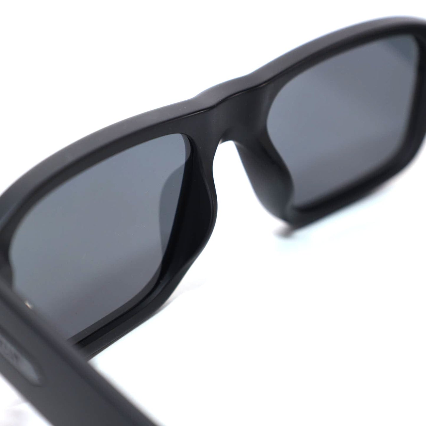 Quay Australia NIGHT CAP Rectangle Polarized Sunglasses - Matte Black/Black