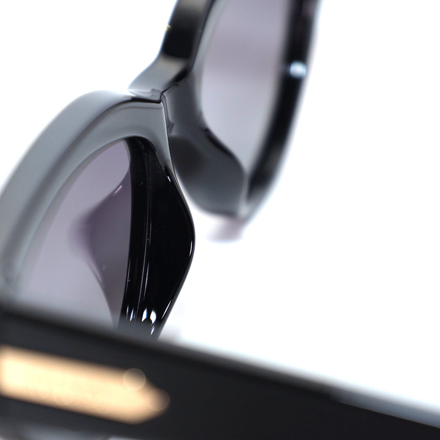 Quay Australia NARROW DOWN Cat Eye Sunglasses - Black / Smoke Polarized