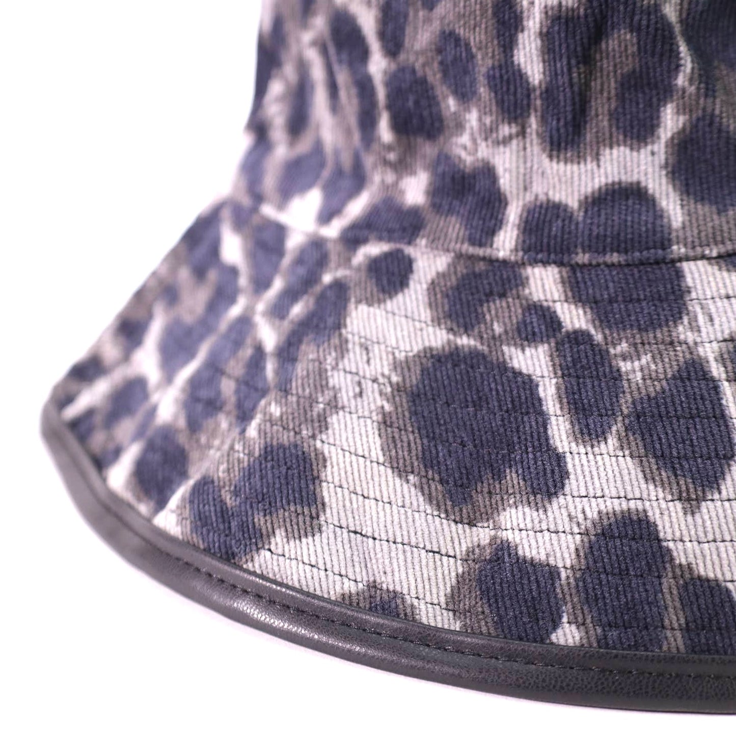 Nine West Animal Print Corduroy Bucket Hat - Black/Grey