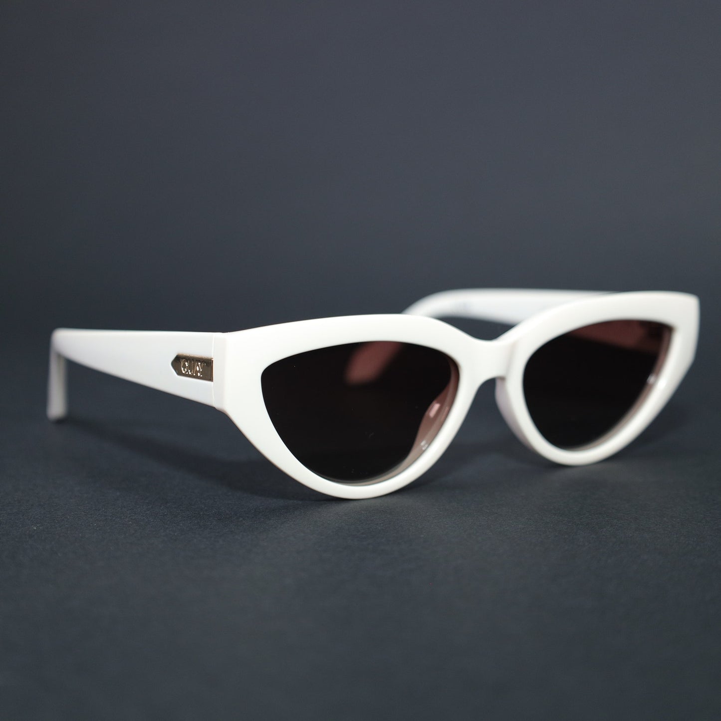 Quay Australia NARROW DOWN Cat Eye Sunglasses - Bone / Brown Polarized