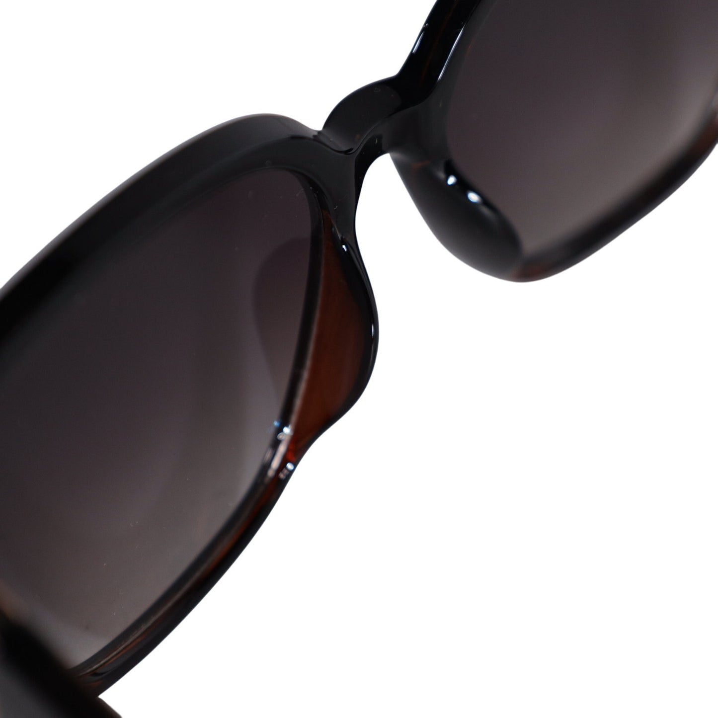 Steve Madden SAYRA Square Sunglasses - Black Tortoise / Smoke Gradient