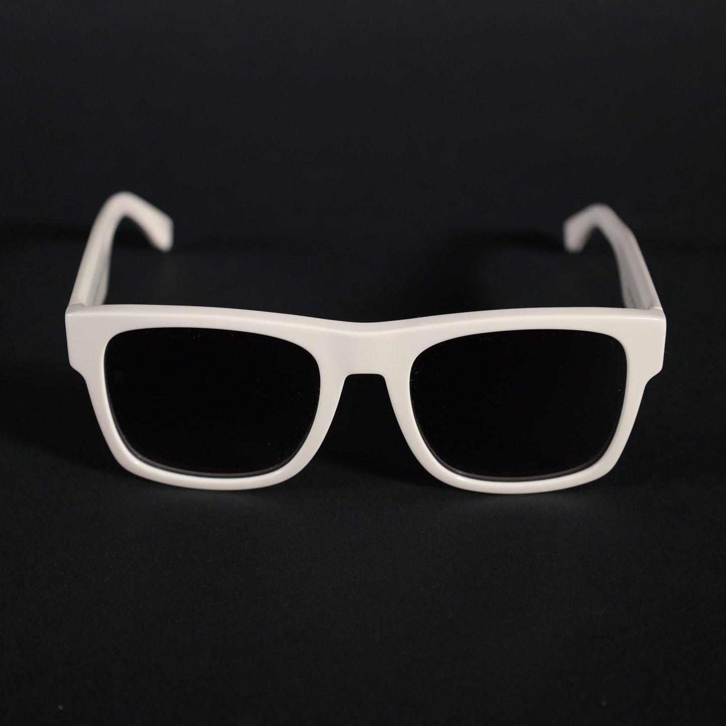 Tommy Hilfiger Square Sunglasses - Ivory White / Grey Gradient