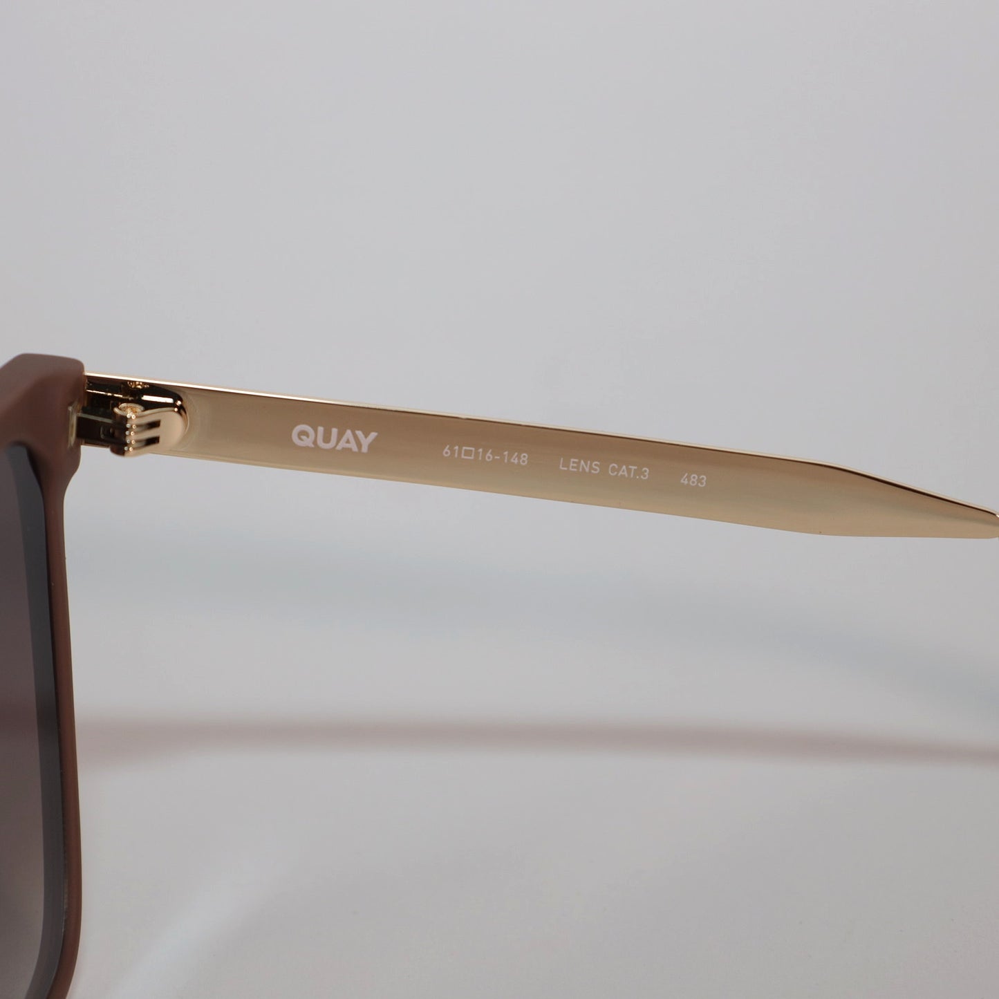 Quay Australia LEVEL UP REMIXED Square Sunglasses - Matte Doe / Brown