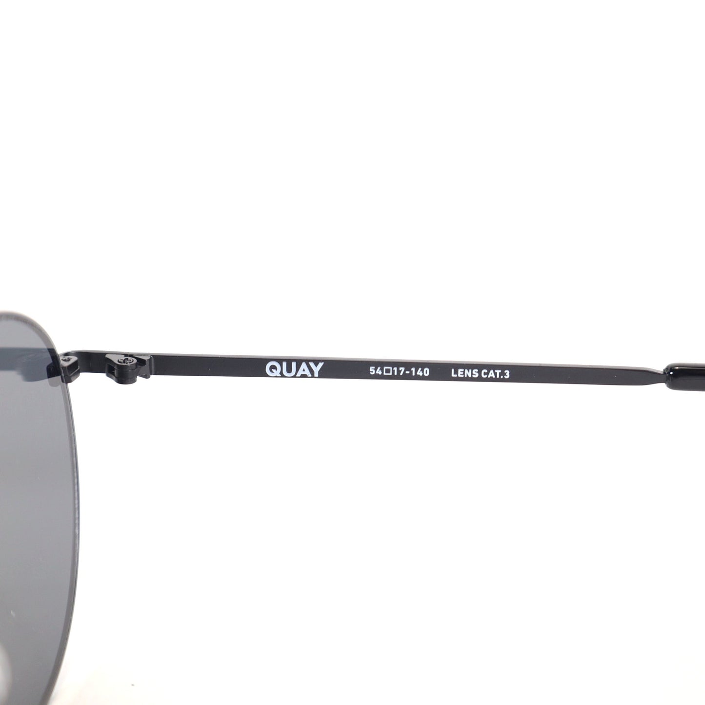 Quay Australia LOOP ME IN Round Oversized Sunglasses – Black / Black