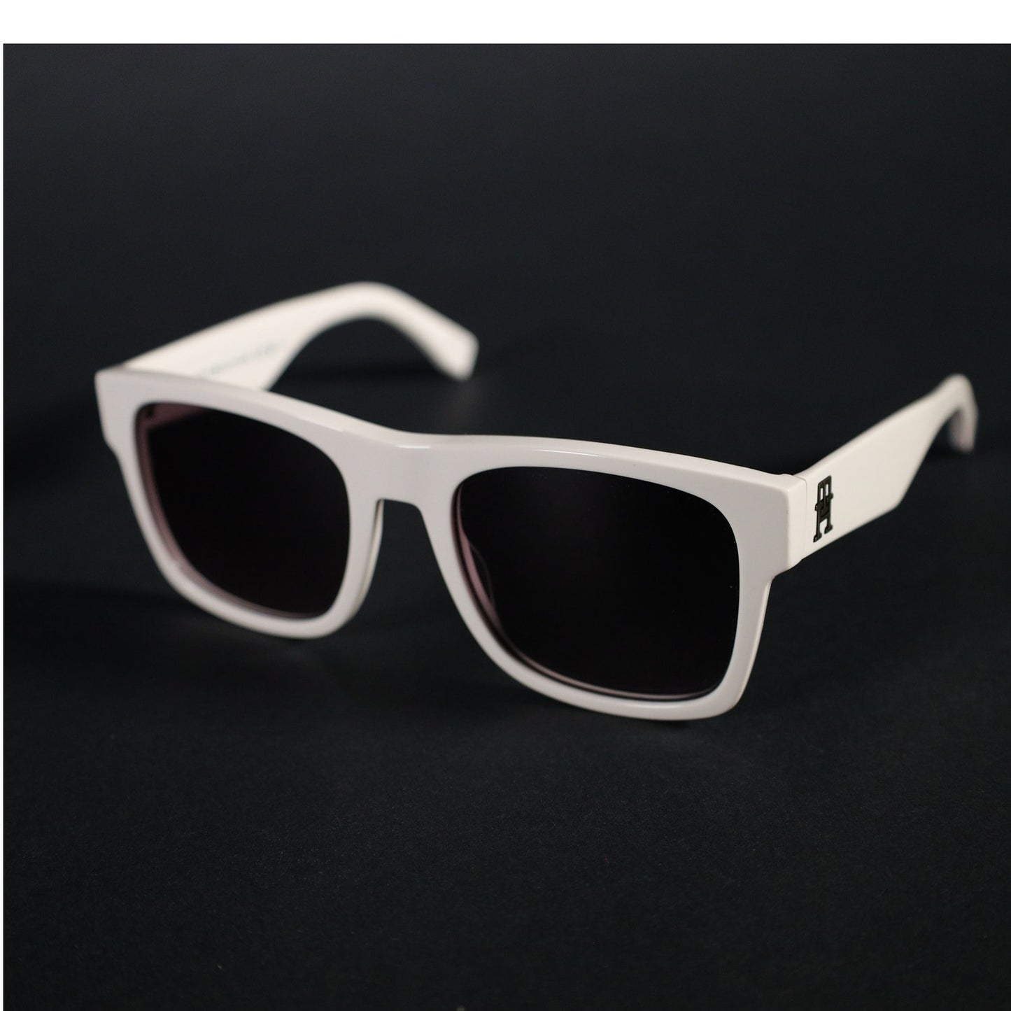 Tommy Hilfiger Square Sunglasses - Ivory White / Grey Gradient