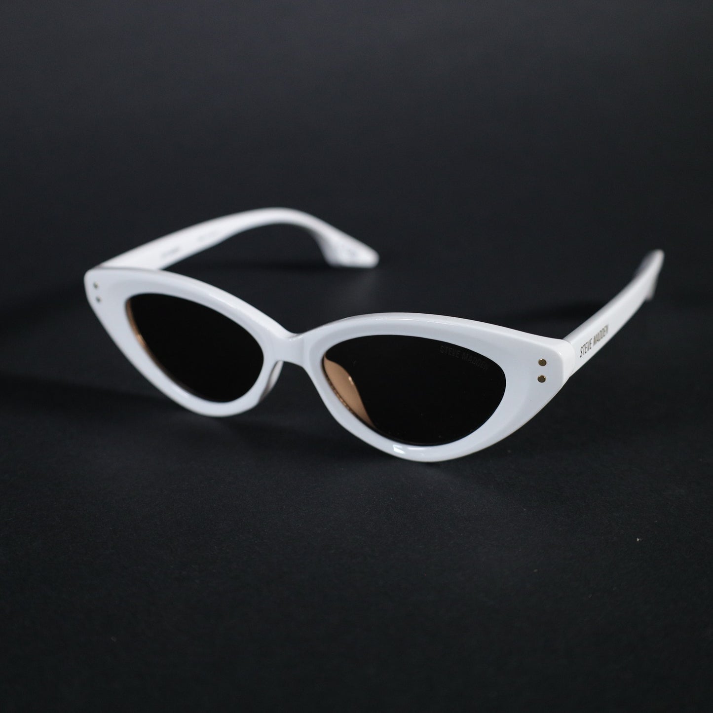 Steve Madden CHARY Narrow Cat Eye Sunglasses - White / Dark Brown